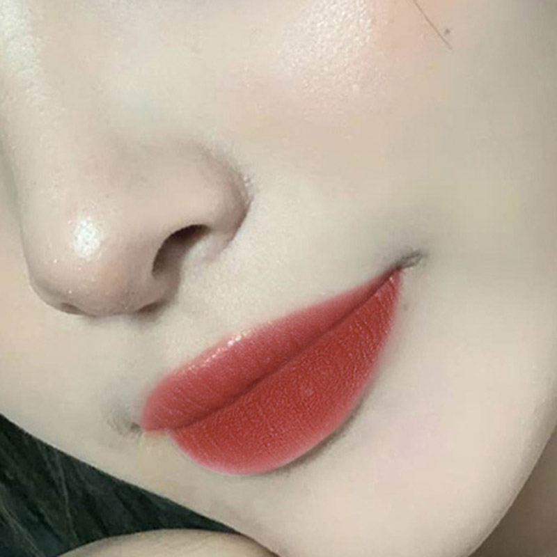 [Hàng mới về] Son môi nhung lì không dính cốc 6 màu lựa chọn Cvz