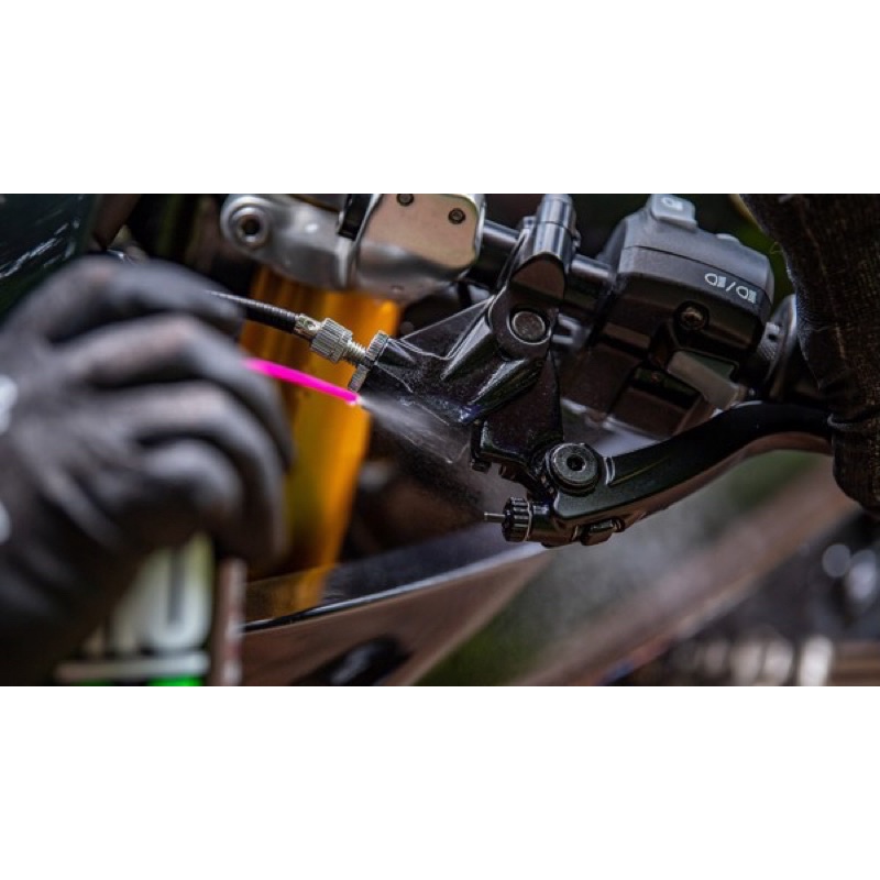 Bình xịt chống rỉ sét Muc Off MO94 cho xe đạp/xe máy