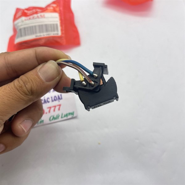 Công tắc pha cos Dream