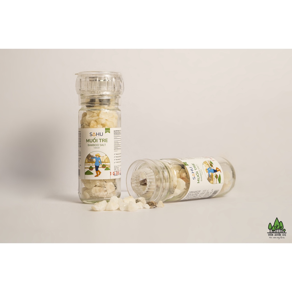 MUỐI TRE SAHU Việt Nam - Sahu Vietnamese bamboo salt - Muối dạng đá viên có ánh kim lấp lánh rất đẹp, vị rất ngon