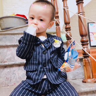Bộ vest 3 chi tiết cho các bé trai
