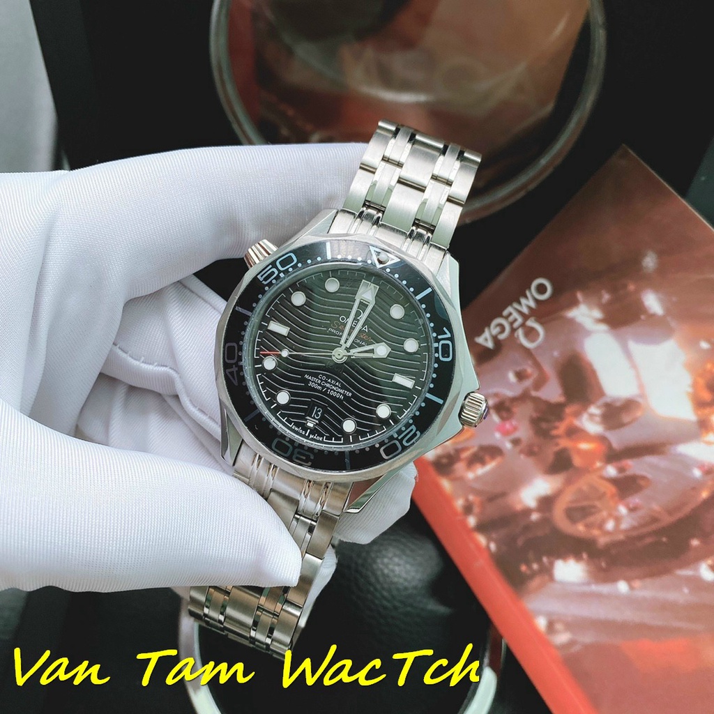 Đồng hồ nam Omega Seamaster Diver 42mm máy Nhật Automatic, mẫu mặt tròn 2 núm vặn màu đen, viền trắng