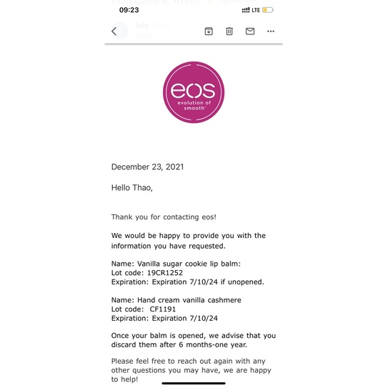 SET QUÀ TẶNG SON TRỨNG DƯỠNG MÔI VÀ DƯỠNG DA TAY EOS