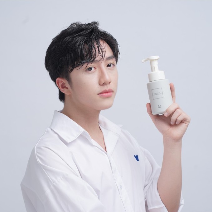 Sữa rửa mặt tạo bọt BHA Salicylic Acid Cleansing Mousse Lucenbase kiềm dầu giảm mụn LUCB52 | BigBuy360 - bigbuy360.vn