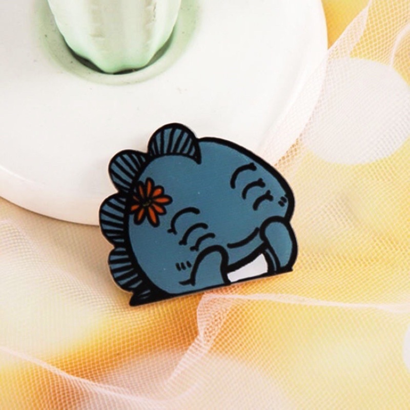 Sticker cute MẪU TO pin cài áo phụ kiện trang trí túi xách balo