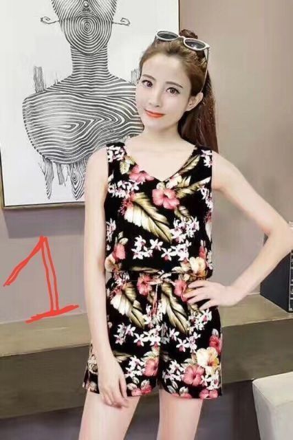 Bộ mặc nhà hàng nhập