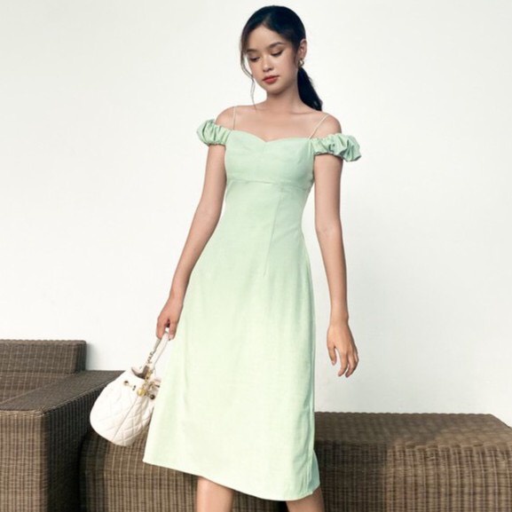 Đầm Tiana cổ vuông dáng dài