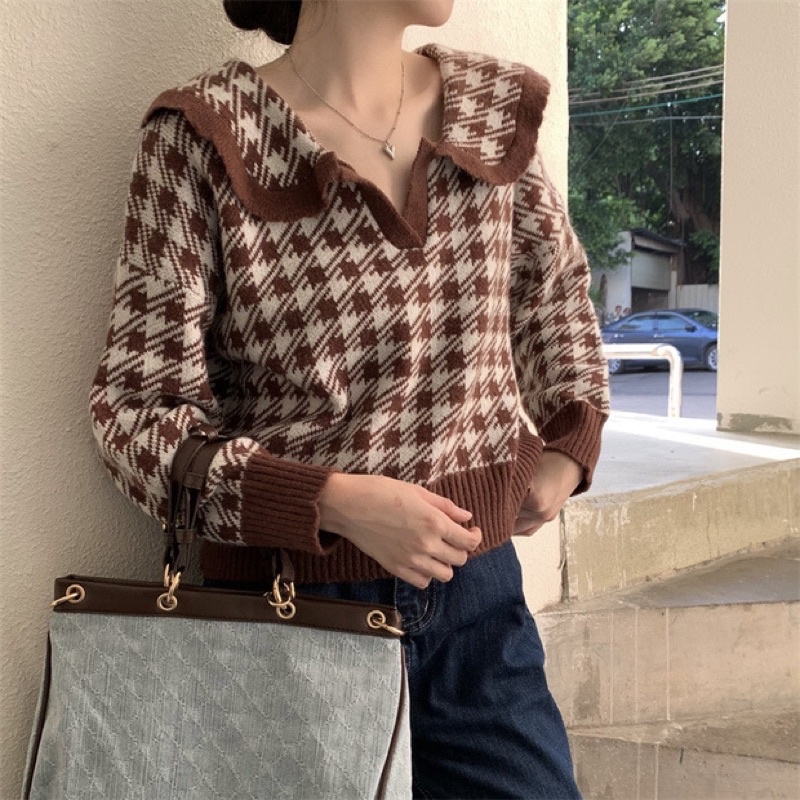 Áo len nữ cổ búp bê hoạ tiết kẻ sọc caro dáng ngắn phong cách trẻ trung, dễ thương