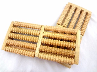 Dụng cụ massage chân bằng gỗ 5 - 8 thanh