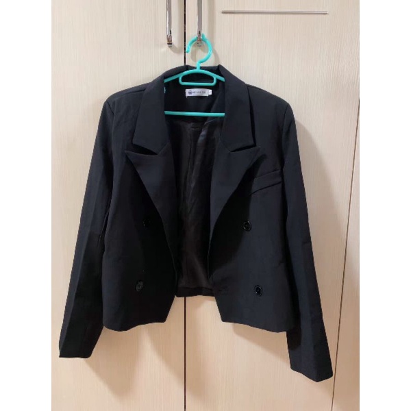 Áo vest dáng ngắn