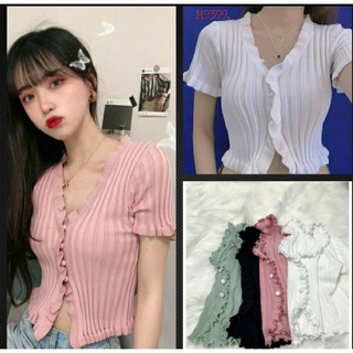 Áo Croptop Len Gân Cổ V Bèo 3 Nút Bọc