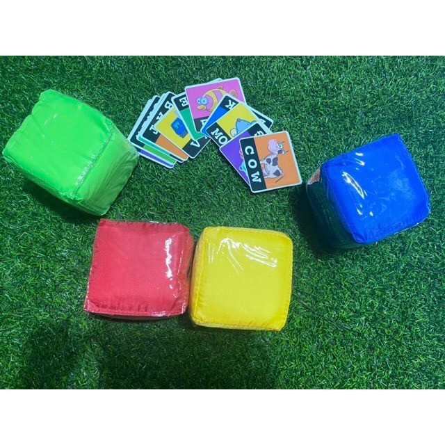 Xúc Xắc Cài Thẻ - pocket dice - sz 10cm