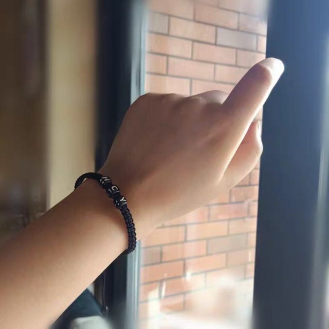 Lắc Tay Handmade Mix Chữ Cái Theo Yêu Cầu ( Thông báo size cổ tay )