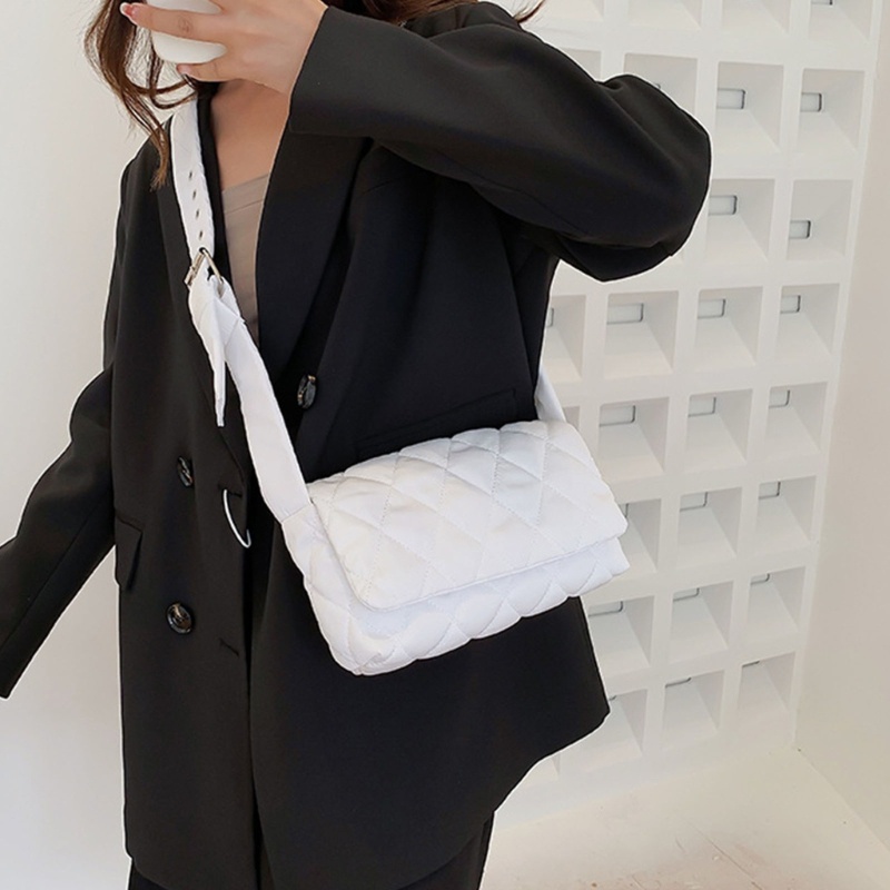 Túi Đeo Chéo Vai Bằng Nylon Thời Trang Sành Điệu Cho Nữ