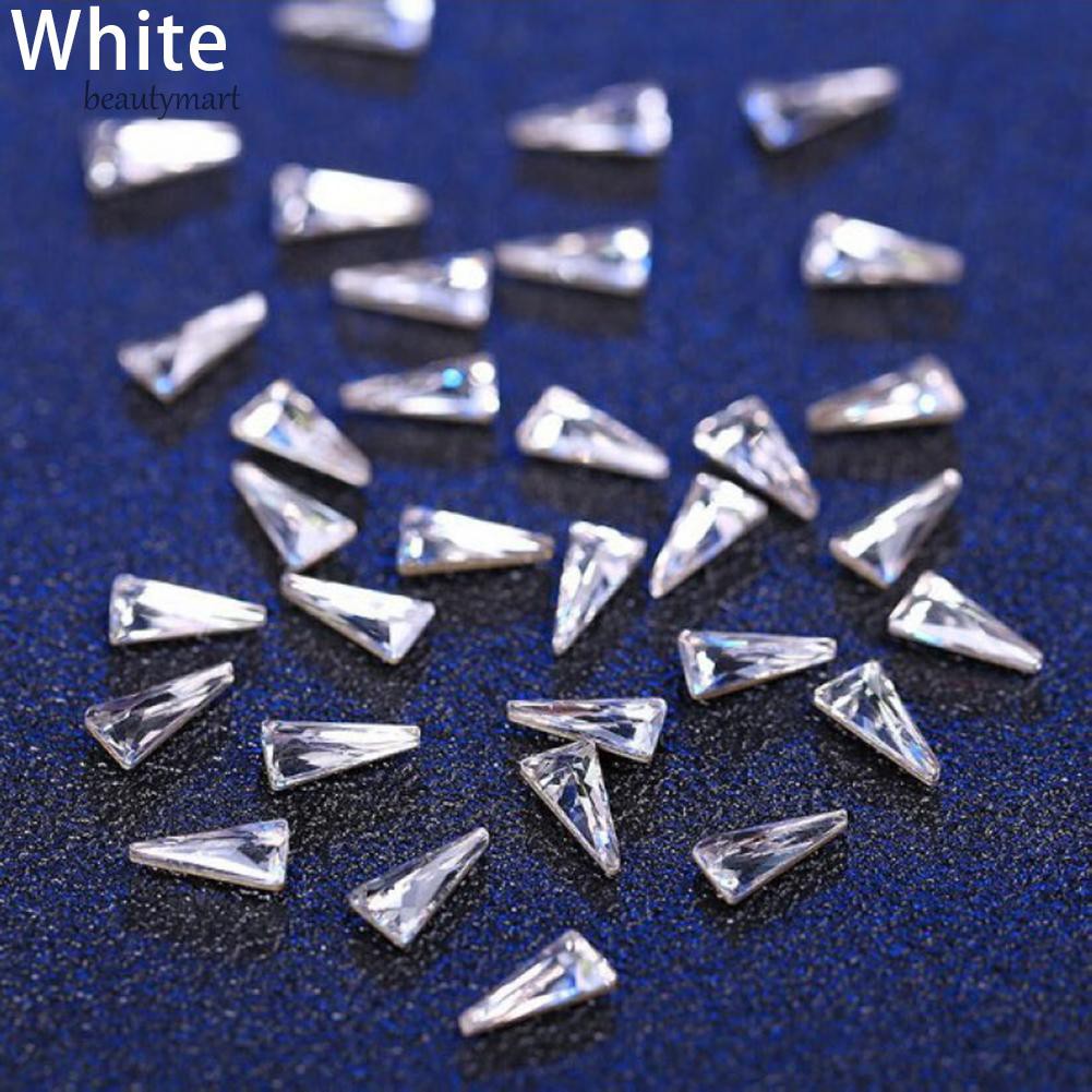 Họa tiết đá lánh lấp lánh trang trí móng