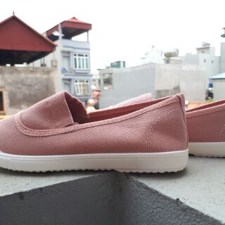Giày slip on nữ