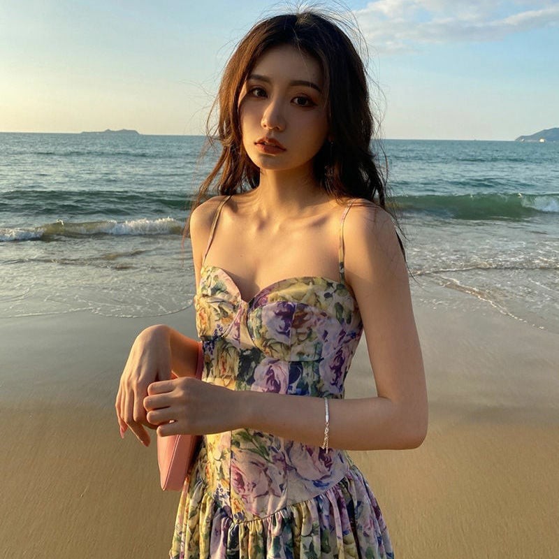 Đầm hai dây hoa hè tông tím xòe ly đi biển dạo phố Jennie