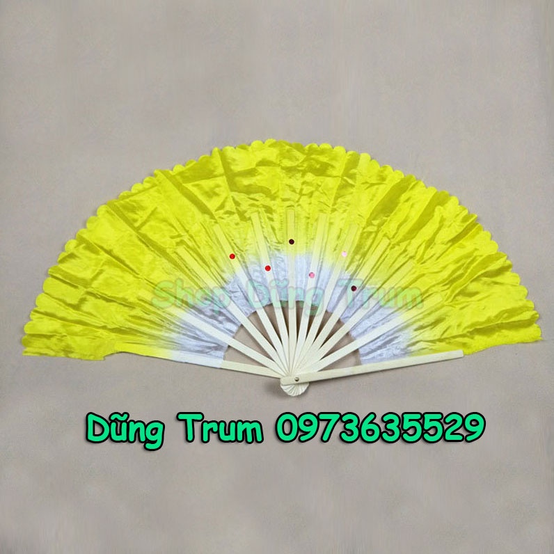 Quạt múa 2 màu trẻ em nan tre vải lụa mềm mại