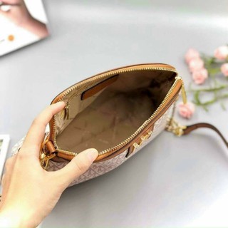 Túi MK dáng hến