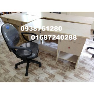 bàn làm việc , bàn văn phòng