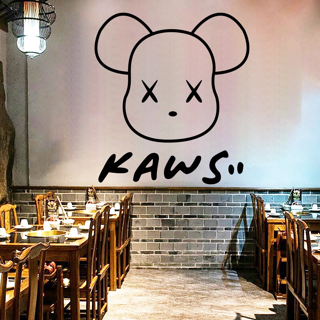 Tranh mica dán tường mặt Kaws siêu ngầu, trang trí quán ăn, shop thời trang, spa làm đẹp