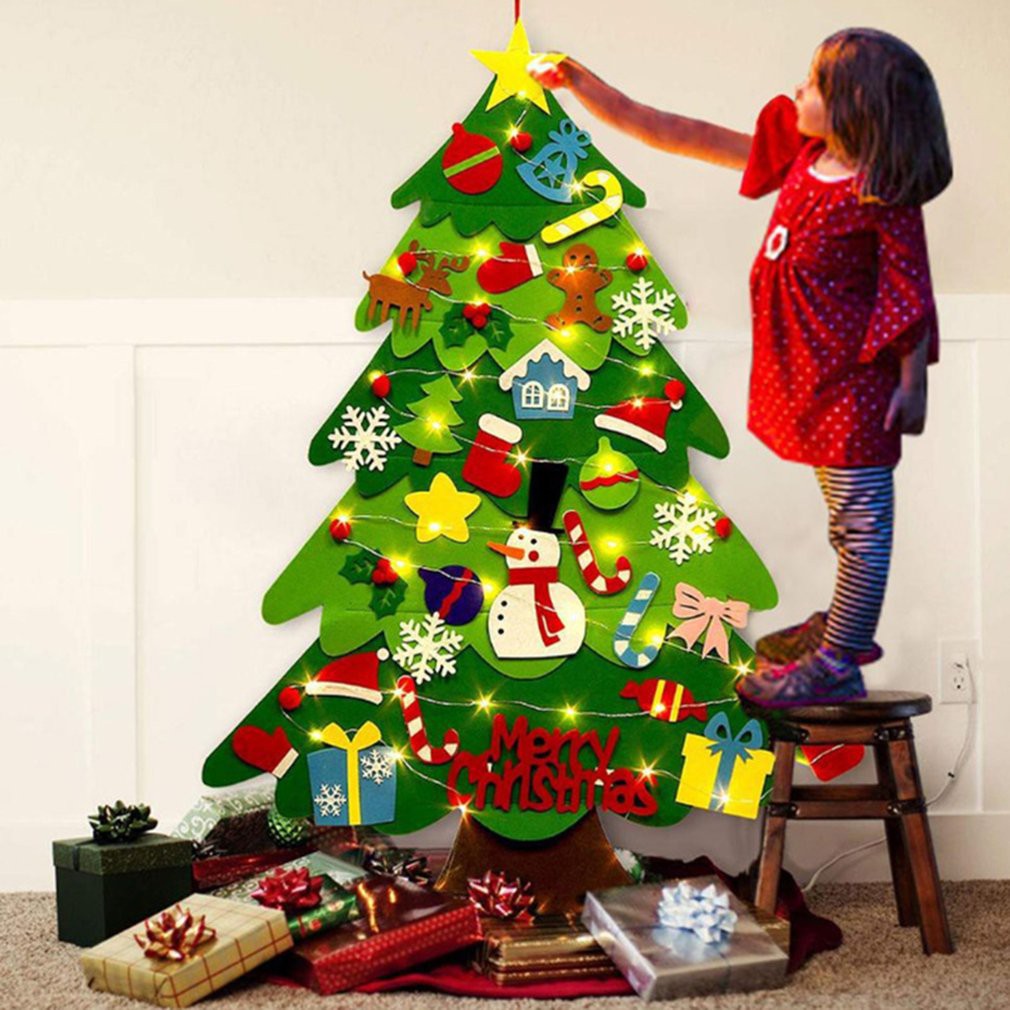 Bộ cây thông Noel vải nỉ tự làm trang trí dịp Giáng Sinh