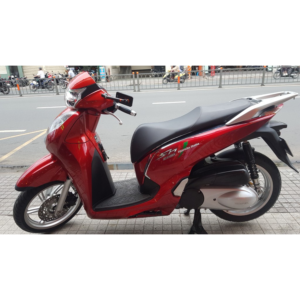 Tem chữ nổi logo Sh 300i  chính hãng Honda giá 1 bên không  bao gồm chữ( 300i)