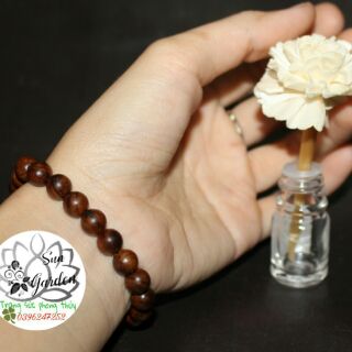 Vòng tay Gỗ thơm sưa đỏ 8ly cho nữ