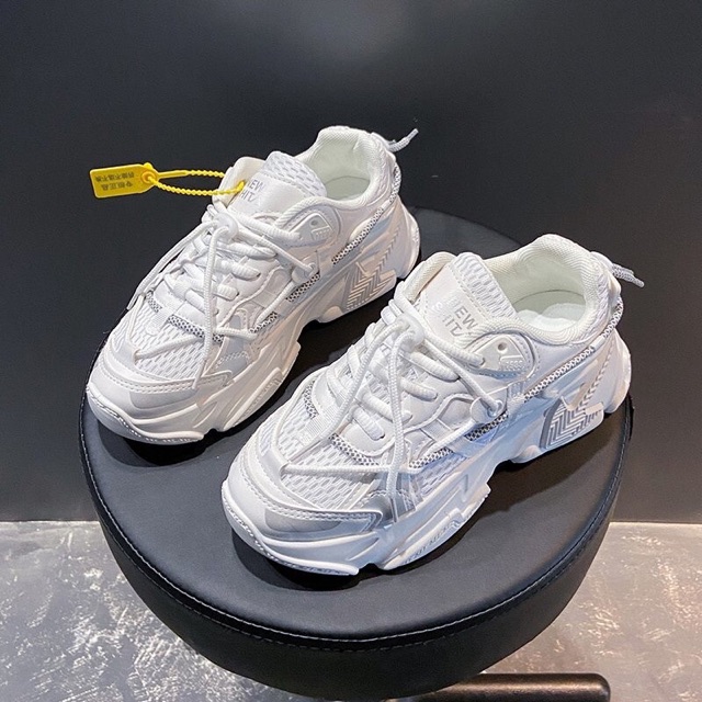 [Mã FAGREEN245 giảm 10% tối đa 30k đơn từ 99k] ( SIÊU PHẨM MỚI) GIÀY THỂ THAO DÂY KÉP PHÁT QUANG SIÊU HOT | BigBuy360 - bigbuy360.vn