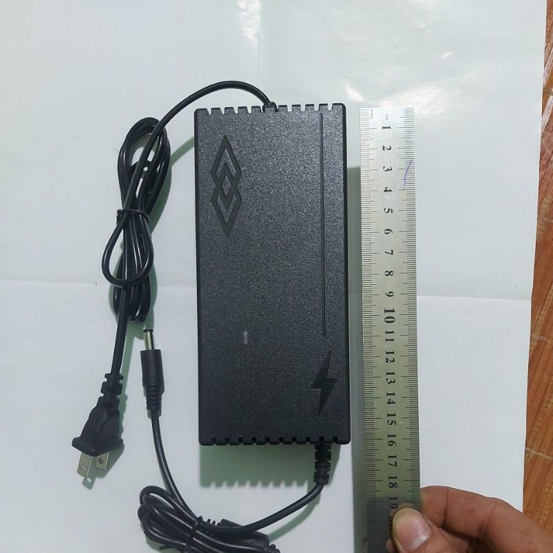 SẠC Bộ Pin Makita 18v ADAPTOR  2Ah 3Ah