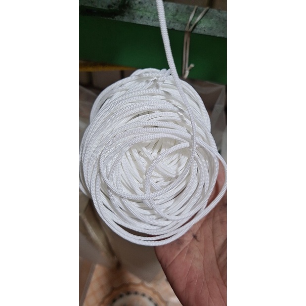 10 mét Dây thun 3li may khẩu trang. dây may khẩu trang. chun khẩu trang . Cuộn 10k/cuộn 10m