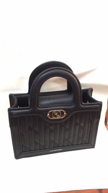 𝐓𝐮́𝐢 𝐋𝐲𝐧 - 𝐌𝐚̂̃𝐮 𝐦𝐨̛́𝐢