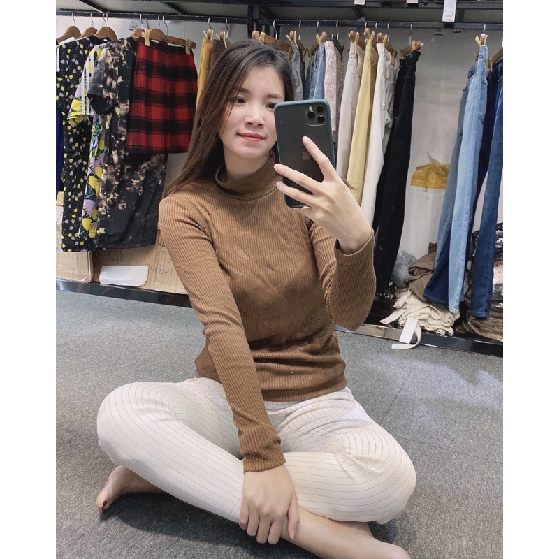 Áo len tăm cổ 3 phân uniqlo