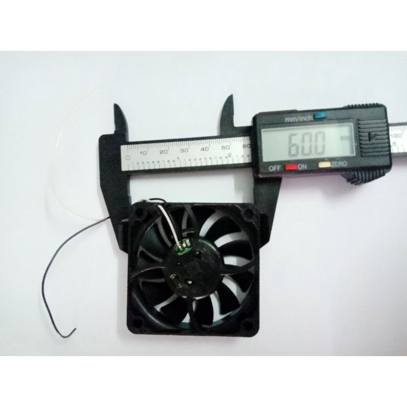 QUẠT TẢN NHIỆT FAN 6x6x1.5cm tháo máy