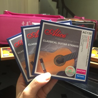 Dây đàn guitar ACoustic và Classic. Acoustic guitar strings và Classical guitar strings.Phụ kiện cho các loại đàn guitar