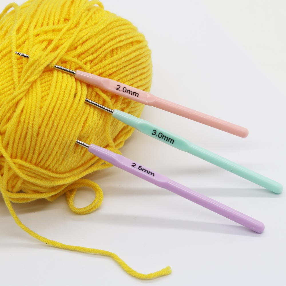3 cái / bộ crochet kích thước khác nhau bộ móc nhôm màu công cụ tự làm dệt thủ công dụng cụ may dệt kim 2 / 2.5 / 3mm