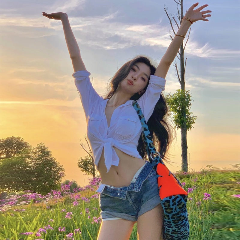 Áo croptop KLIOU phối túi tay dài phong cách retro thời trang mới 2023 cho nữ