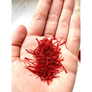 Saffron ngâm mật ong 2gr ( dạng vụn)