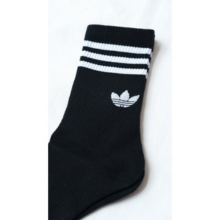 Vớ in hình Adidas