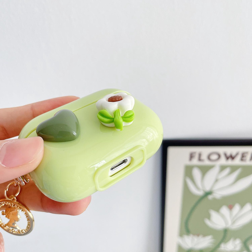 Green Love Heart  AirPods 1/2 Pro Case with Cain Shockproof Headset Protector Hard Case