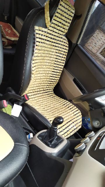 Chiếu trúc bọc ghế oto con ngồi cho mát