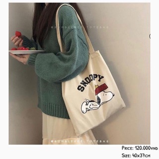 Túi tote Snoopy.