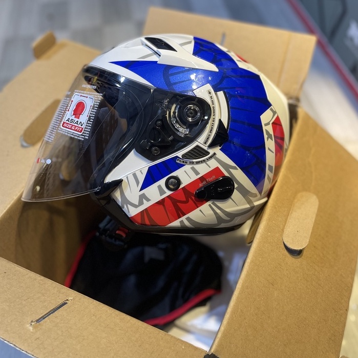 [CHÍNH HÃNG] NÓN BẢO HIỂM 3/4 HỌA TIẾT NGÔI SAO XANH ĐỎ 0021 _NÓN BẢO HỘ YWVNX