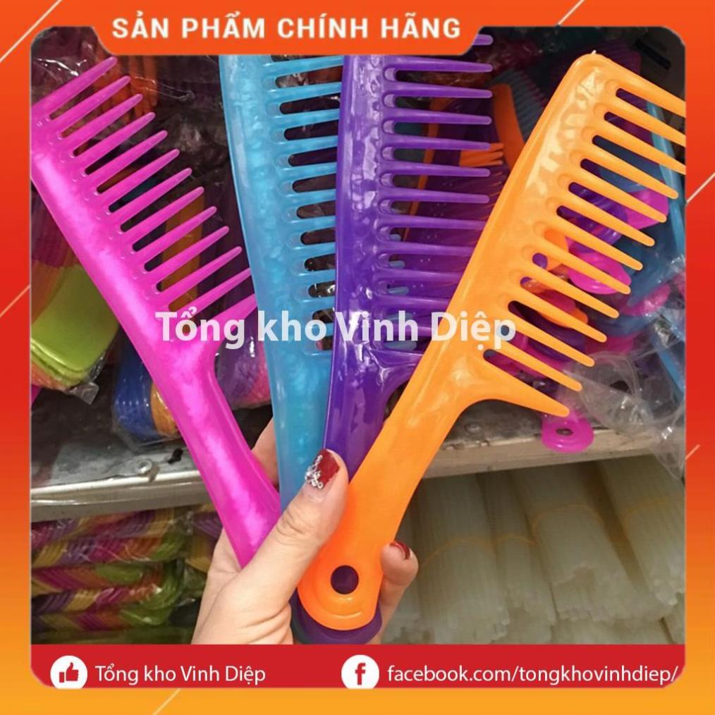 Combo 1 túi 30 chiếc lược chải tóc răng thưa to chất nhựa bền đẹp