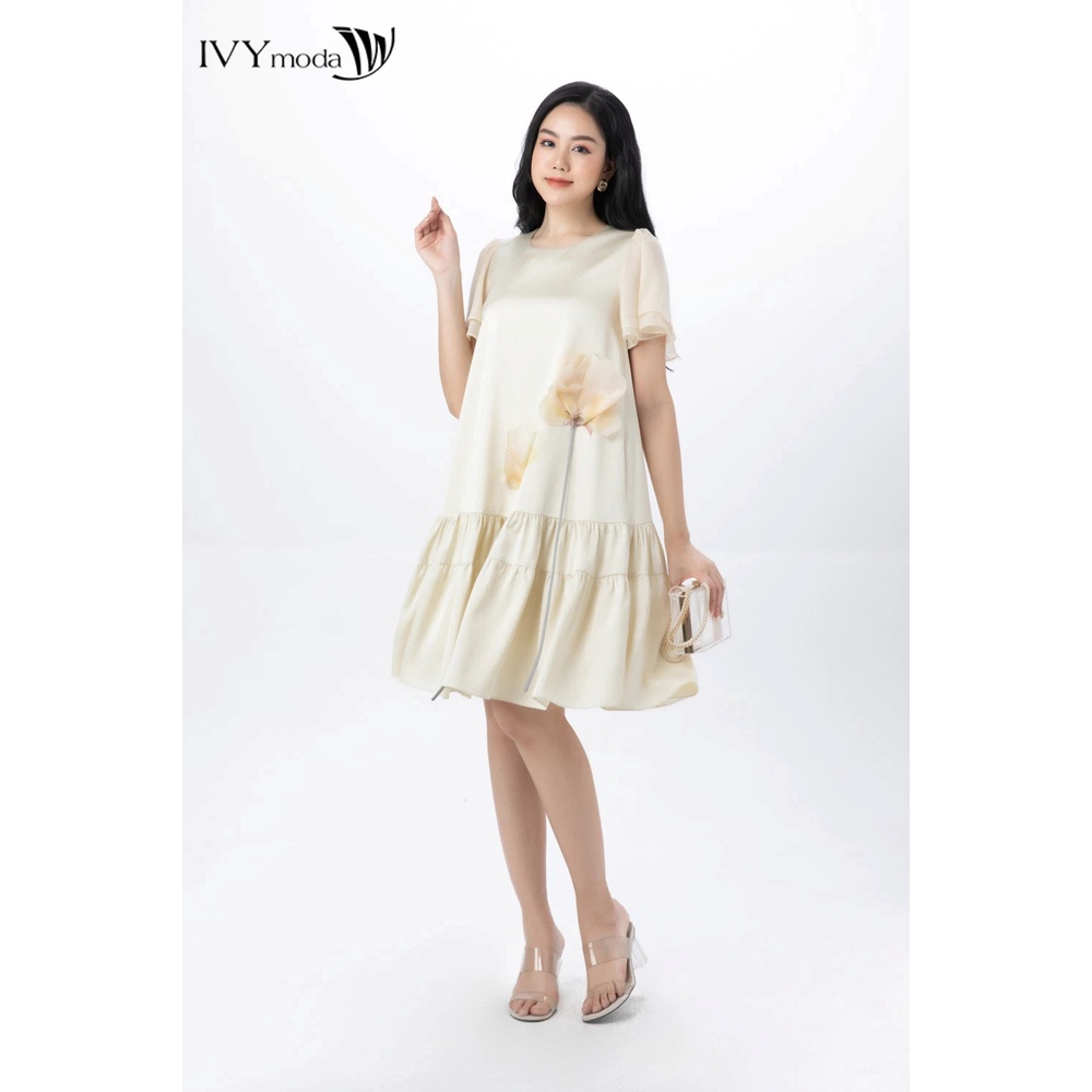 Đầm lụa phối cành hoa IVY moda MS 48M7430