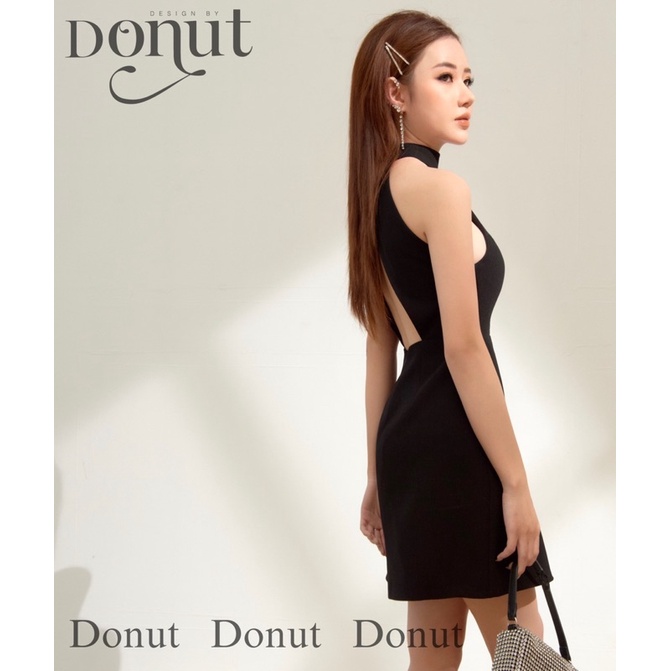 Xita dress-váy yếm ngắn khoét lưng | BigBuy360 - bigbuy360.vn