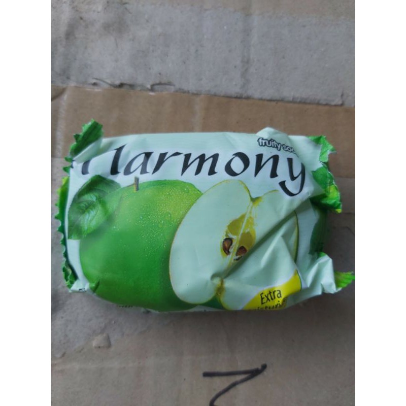 Xà bông cục Harmony 75g dâu, cam, chanh, táo , nho