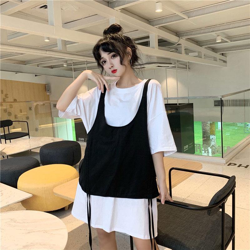 Set Áo Thun Ngắn Tay Form Rộng Và Chân Váy Phong Cách Trẻ Trung Dành Cho Nữ