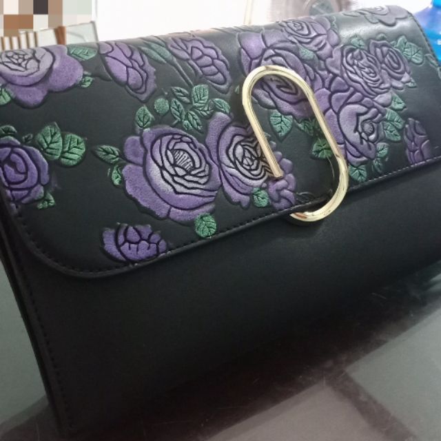 Túi da điêu khắc
