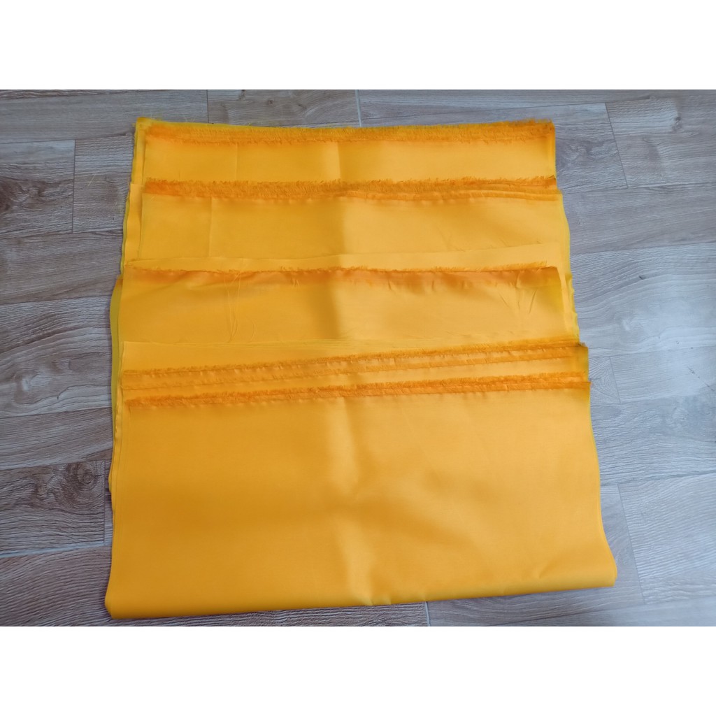 Vải vàng lót hộp